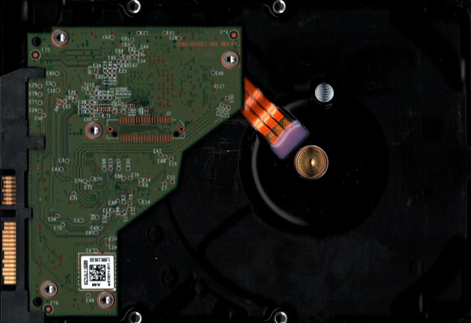 WD40EFAX-68JH4N1 S/N: WX72D WESTERN DIGITAL 4TB THAILAND MAR 2022 - Image 2