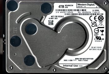 WD40NDZW-11A8JS0 S/N: WXK2E WESTERN DIGITAL 4TB THAILAND MAY 2021
